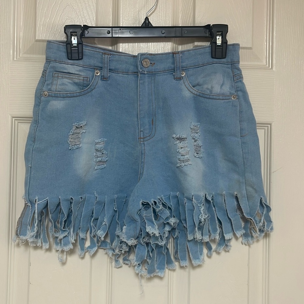 THRILL jeans shorts. Size 7. Used but great condition!so cute! See pictures